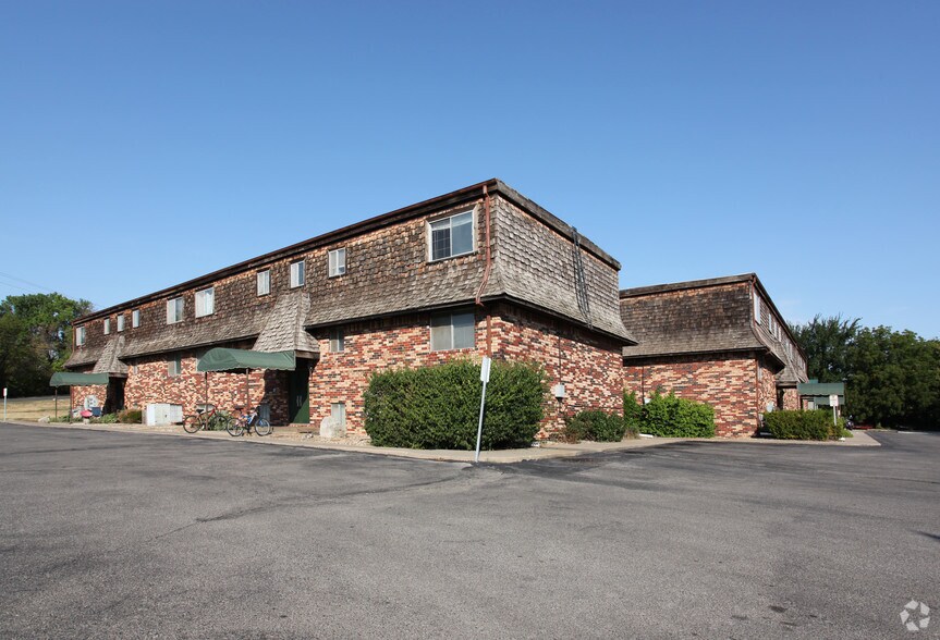 Building Photo - Bailey Court Apartments
