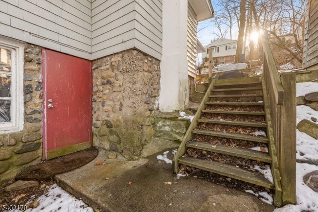 Building Photo - 49 Cliffside Trail