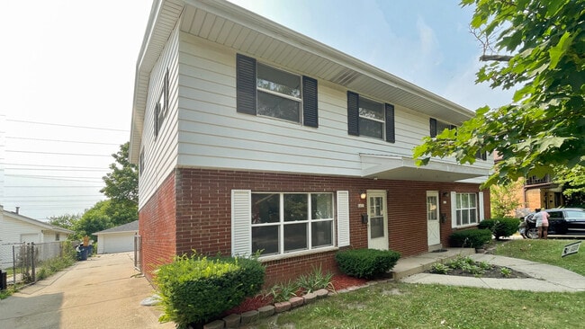 Primary Photo - 6451 N 73rd St