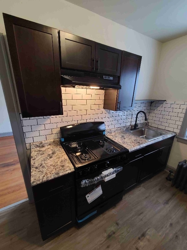 Building Photo - 836 N Massasoit Ave