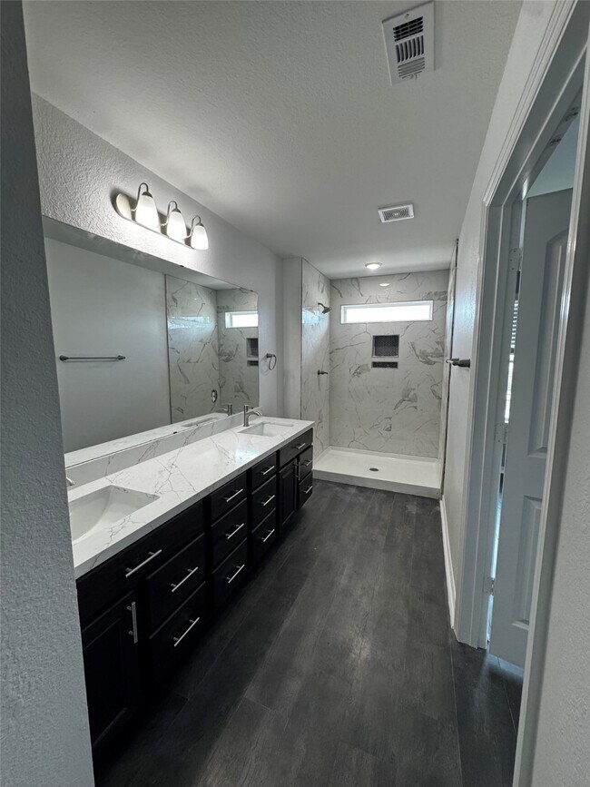 Building Photo - 12678 Beatrice Terrace Dr