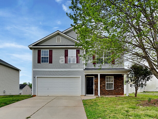 Building Photo - 704 Overlook Rd