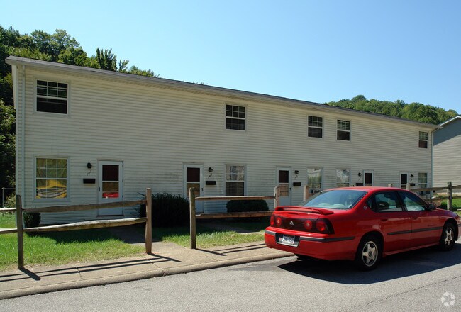 Building Photo - Miracle Acres