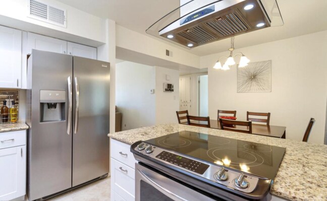 Building Photo - 1231 E Maryland Ave