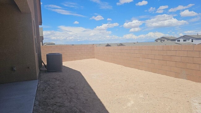 Building Photo - 1449 Vista Grande Lp