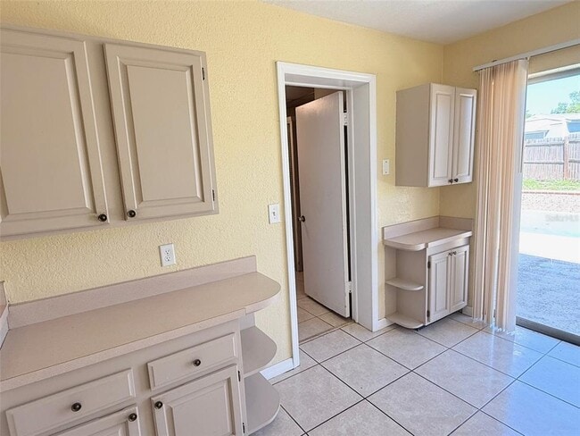 Building Photo - 1219 Julian Ln Dr