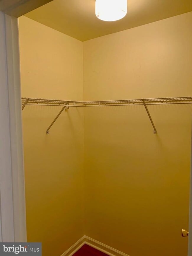 Building Photo - Welcome to Jenney’s Run!