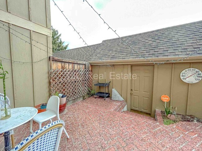 Building Photo - 7814 E Phillips Cir