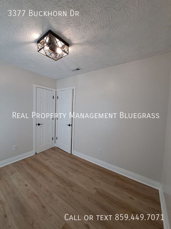 Building Photo - 3377 Buckhorn Dr