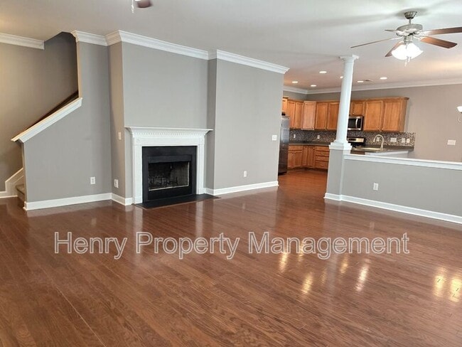 Building Photo - 1624 Legendary Ln