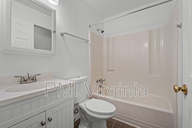 Building Photo - 3772 Pepperwood Ct