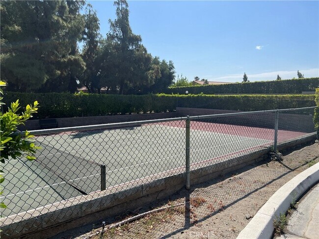 Building Photo - 2860 N Los Felices Rd