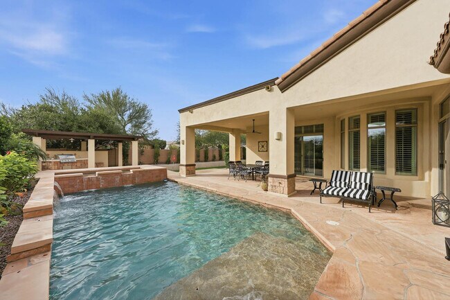 Building Photo - 6570 S Bogle Ave