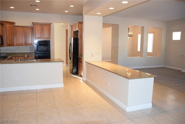 Building Photo - 6904 Homing Pigeon Pl