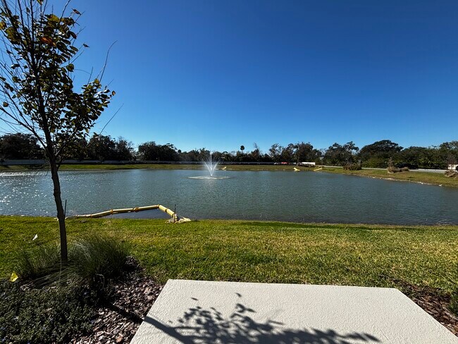 Building Photo - 520 US-1