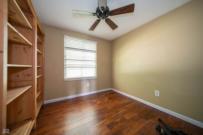 Building Photo - 8307 Castle Farms Rd
