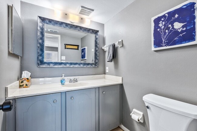 Building Photo - Fully Furnished 2Bedroom in Coronado Cove