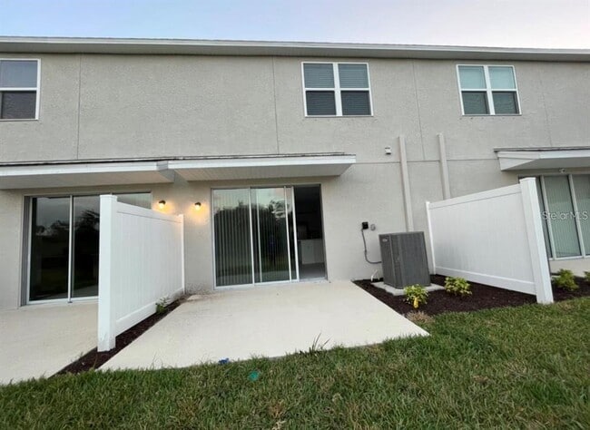 Building Photo - 8589 Lunar Skye St