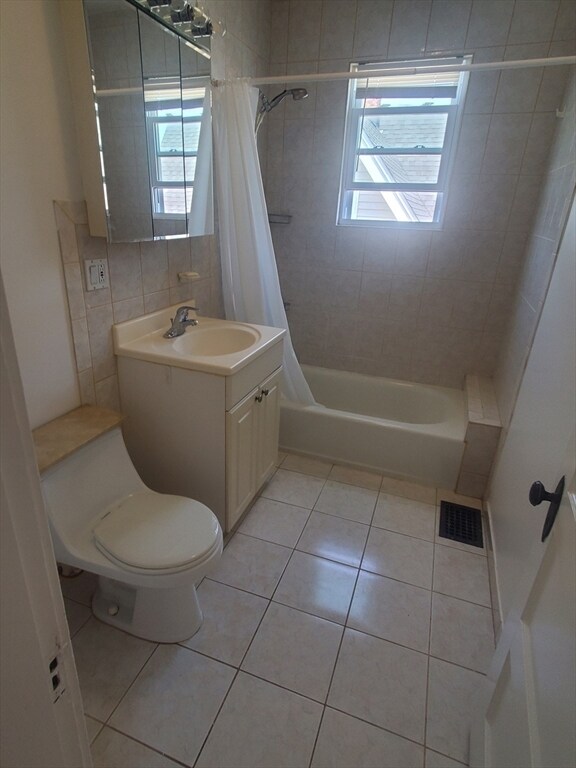 Building Photo - 26 Buttonwood St