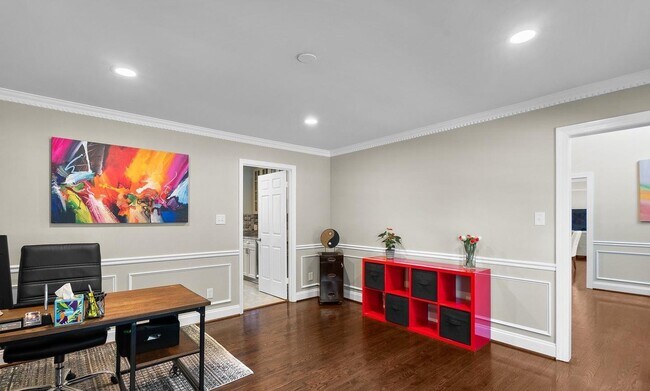 Building Photo - 8620 Stableview Ct