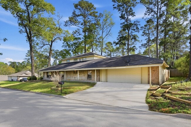 Building Photo - 9052 Zapata Way