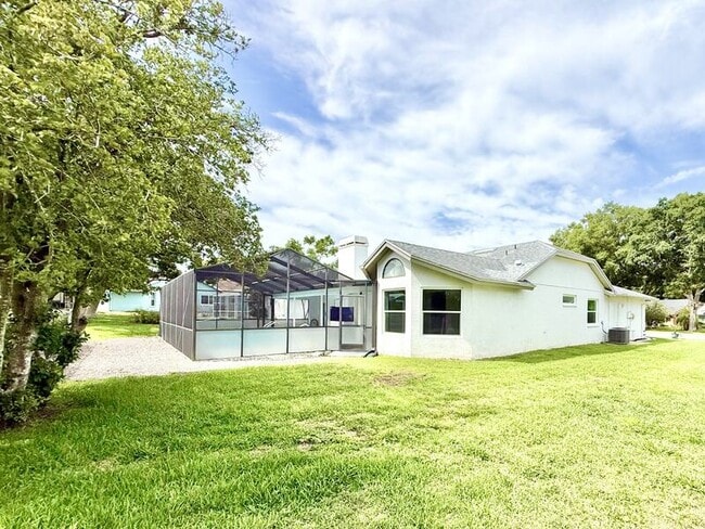Building Photo - 13642 Dunwoody Ct