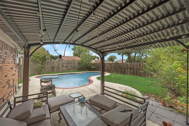 Building Photo - 1670 Crosshaven Dr