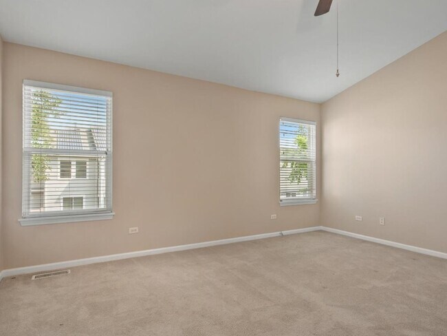 Building Photo - 2607 Flagstone Cir