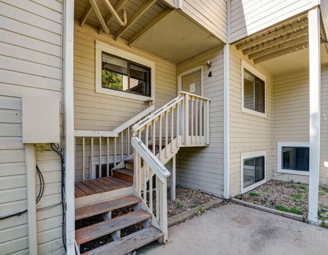 Building Photo - 1631 19th St