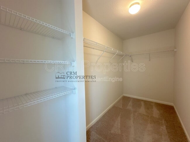 Building Photo - 1138 Deer Trail