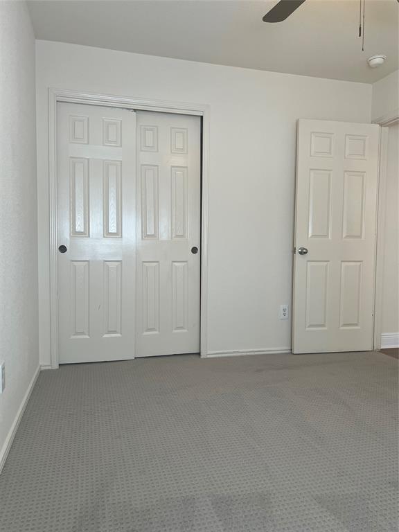 Building Photo - 1901 Golden Sunrise Ln