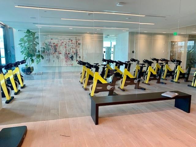 Building Photo - 480 NE 31st St