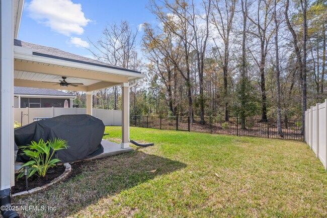 Building Photo - 2865 Firethorn Ave