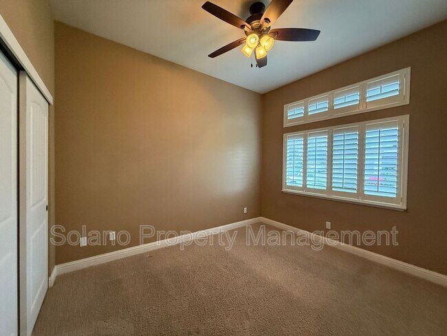 Building Photo - 2833 Prestwick Ct