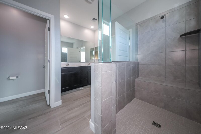 Building Photo - 12312 N Miller Canyon Ct