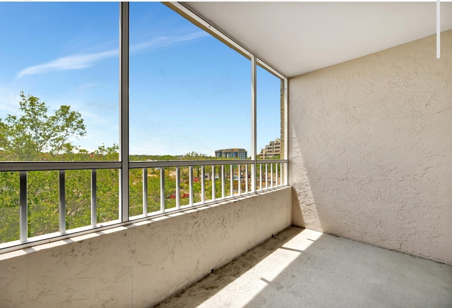 Building Photo - 2333 Feather Sound Dr