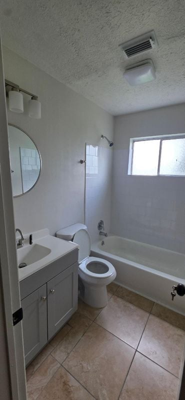 Building Photo - 8443 Gulfwood Ln