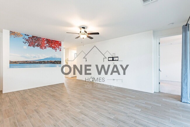 Building Photo - 9258 E Static Ave