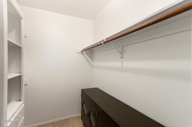 Building Photo - 4503 W Loma Ln