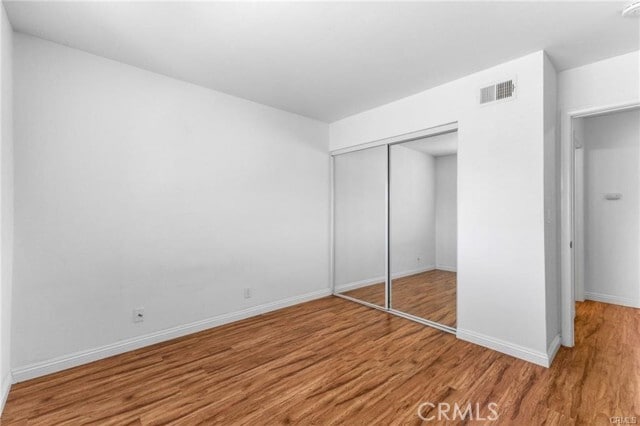 Building Photo - 5 Locust