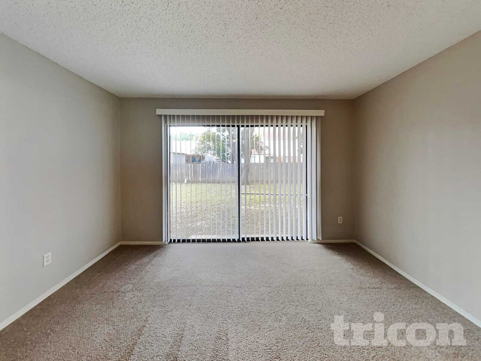 Building Photo - 2637 Bennington Ct