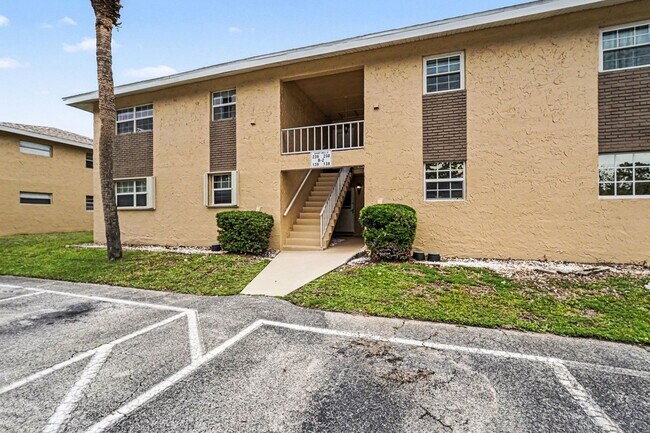 Building Photo - 3135 Shady Dell Ln