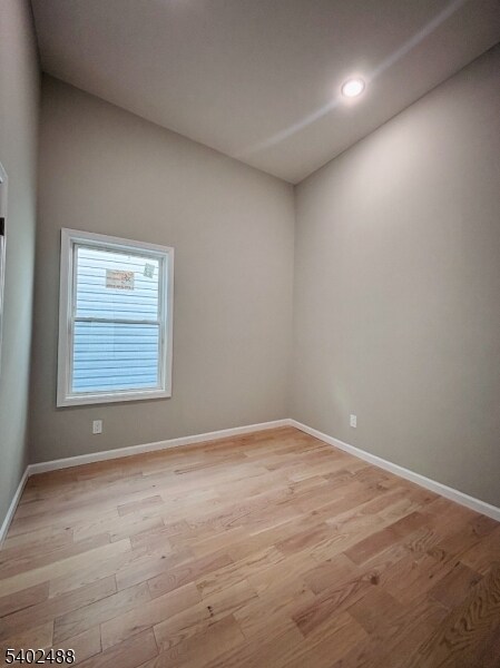 Building Photo - 788 E 18th St