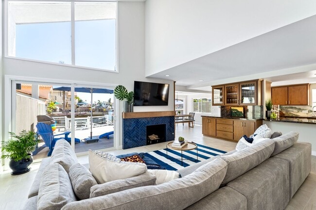 Building Photo - 3810WH - The Hemlock Hideaway | 4 Bed 2.5 ...