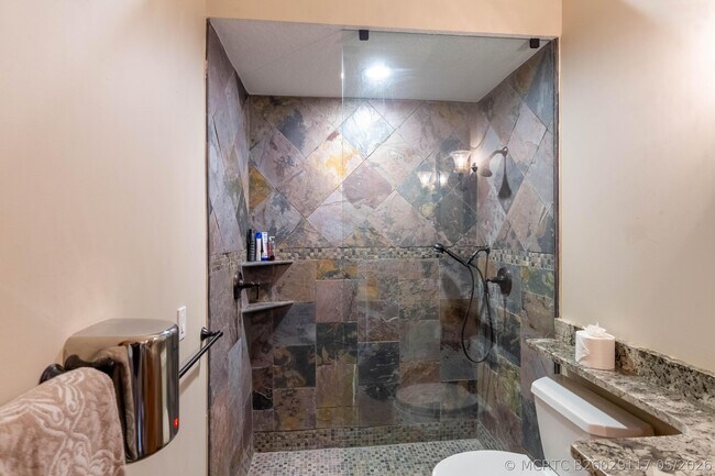 Building Photo - 14943 Paddock Dr