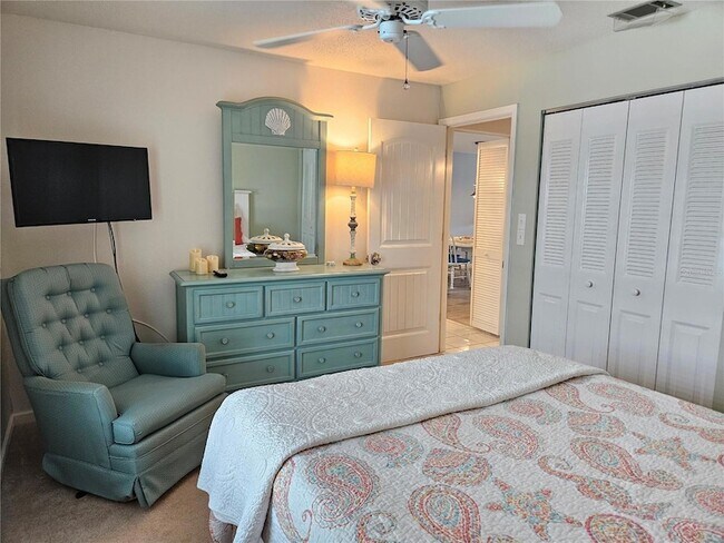 Building Photo - 340 3 Lakes Ln