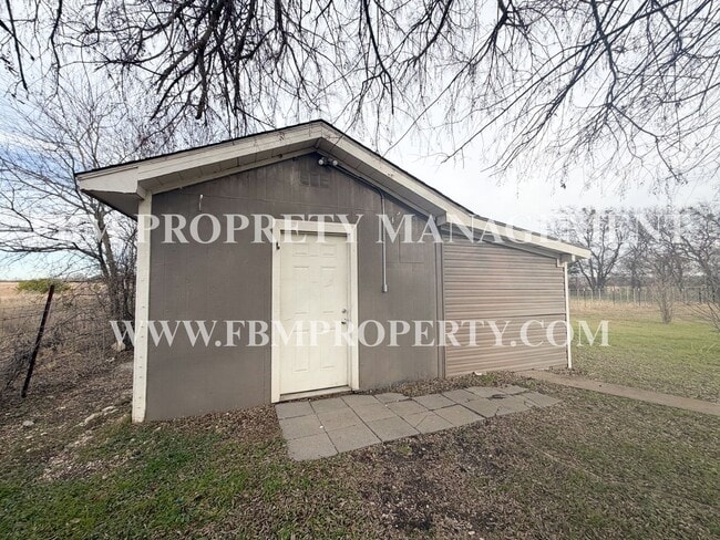 Building Photo - 107 Berrys Chapel Rd