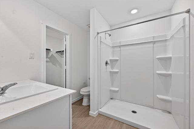 Building Photo - 1429 Erie Dr