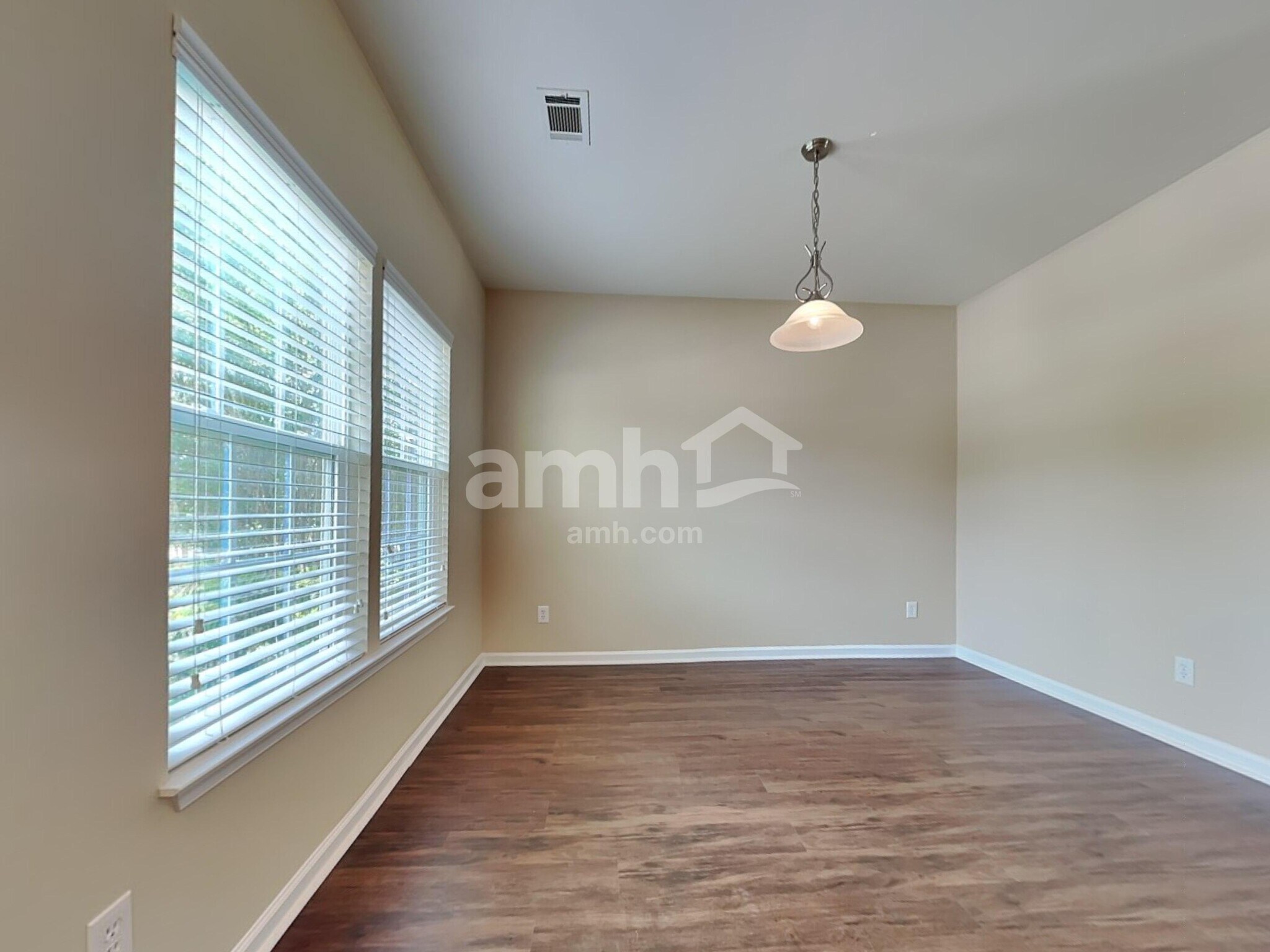 Building Photo - 136 Hamilton Ct