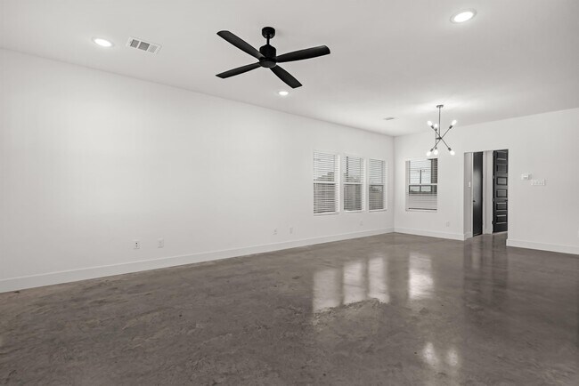 Building Photo - 3001 Alpha Wolf Ct